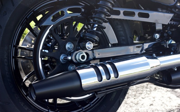 Reduced-chrome versions of the standard pipes look good, but with the 2020 EU noise regs looming they sounds like an angry sewing machine.