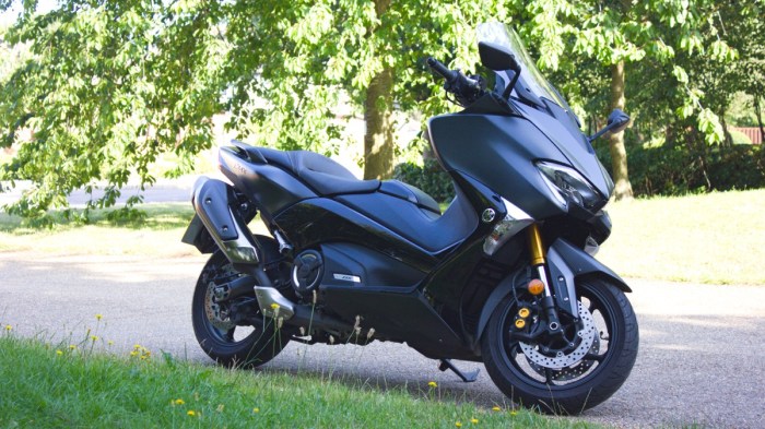 Yamaha T-Max 530